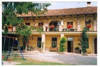 Cascina Rocca - Guest House Castiglione Falletto Ngoại thất bức ảnh