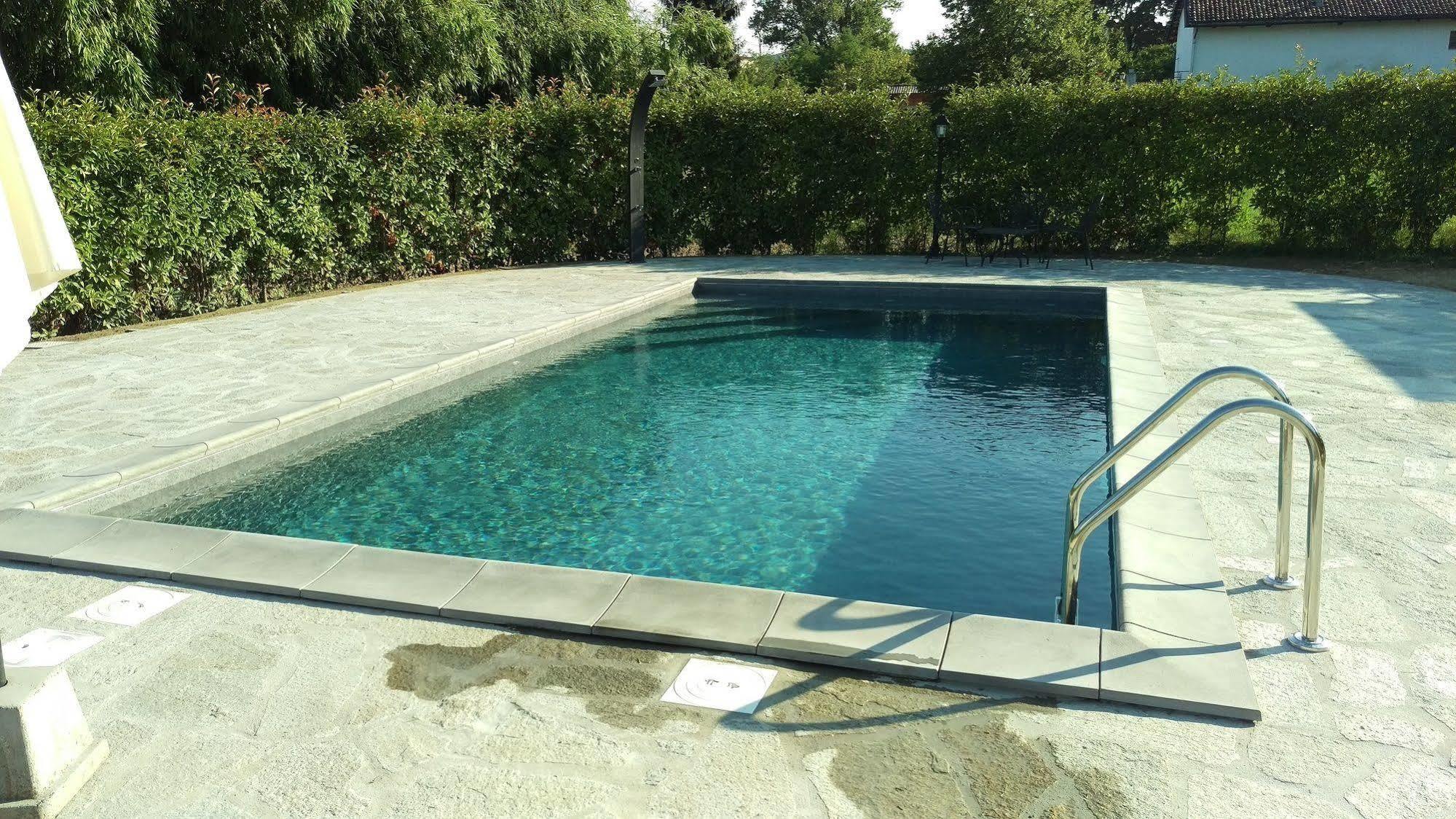 Cascina Rocca - Guest House Castiglione Falletto Ngoại thất bức ảnh